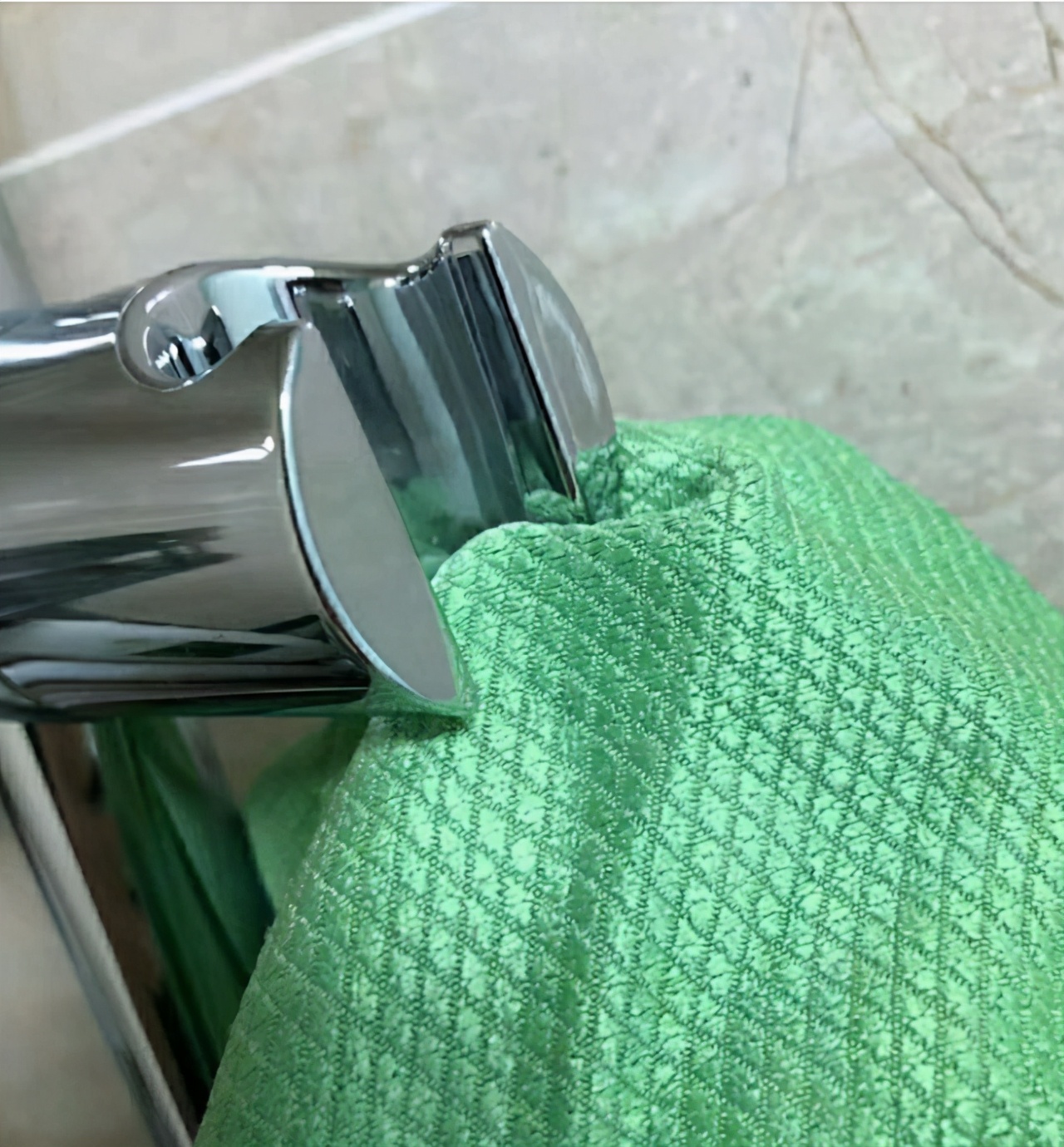 房子卫生打扫好物,房子住了几年仍然干净如新