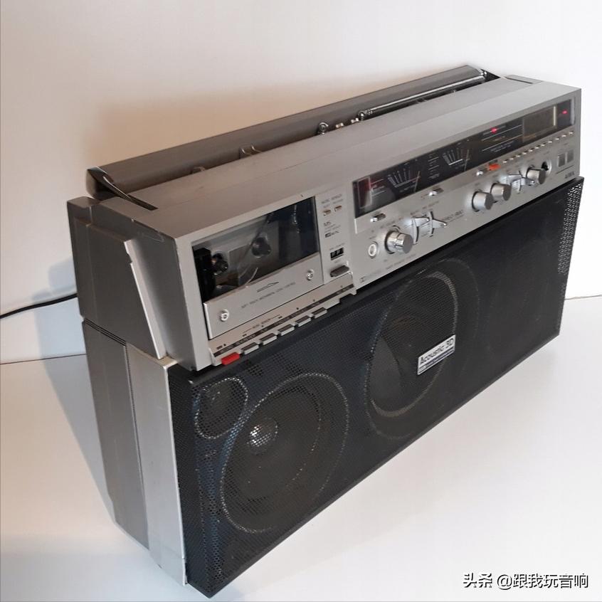 爱华cs-75x录音机,爱华808收音机是哪里产的