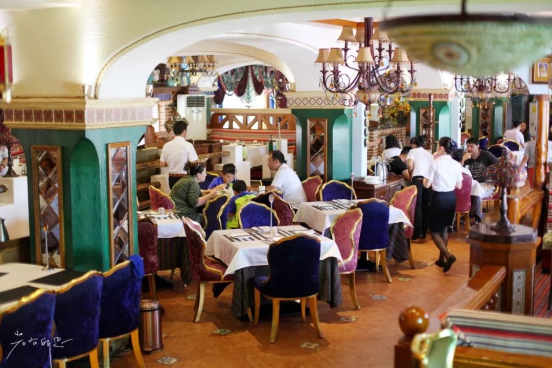 *疆新**都是荒漠戈壁?这几家高颜值餐厅,彻底颠覆你对*疆新**的概念