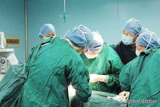 椤轰骇鍖荤敓涓轰粈涔堟妸鎵嬫寚浼歌倸瀛愰噷,椤轰骇鍚庡尰鐢熸墜浼稿瓙瀹竻鎭堕湶