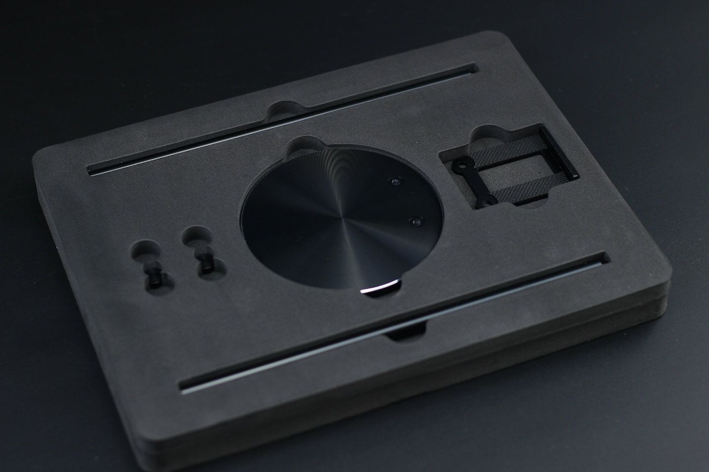 索泰2080tipgf和2080tiplus,七彩虹2080ti和索泰2080ti对比