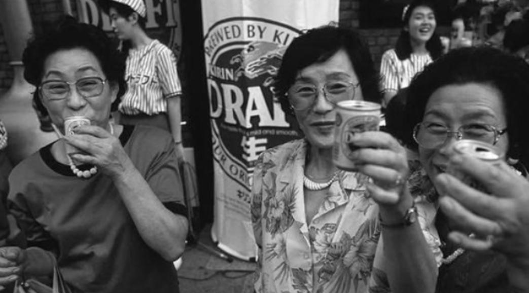 吃了两颗苹果籽,吃了两颗荔枝