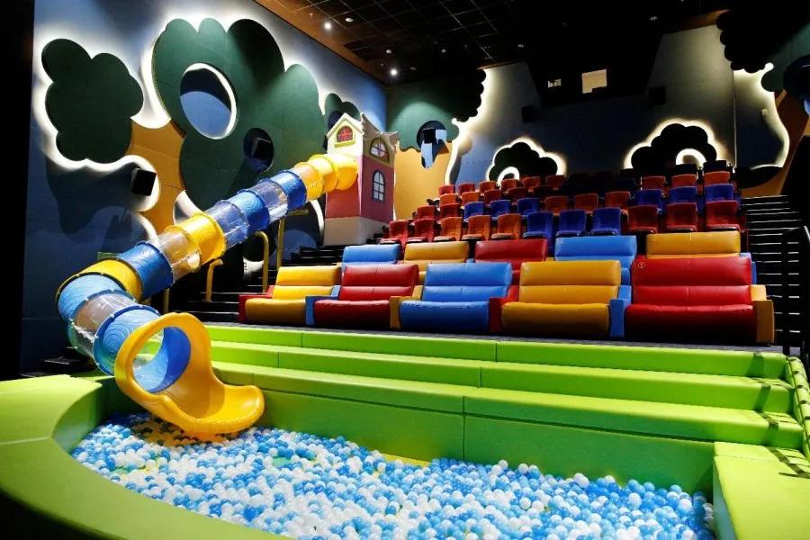 以前的万达影城,来万达影城看电影过大年的说说