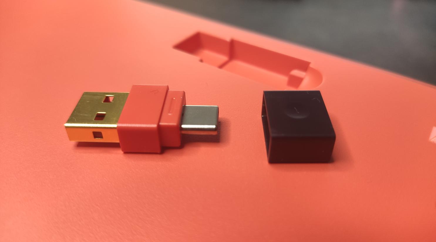 定价飘了？其实是真值！黑峡谷三模68键机械键盘Box初代号评测