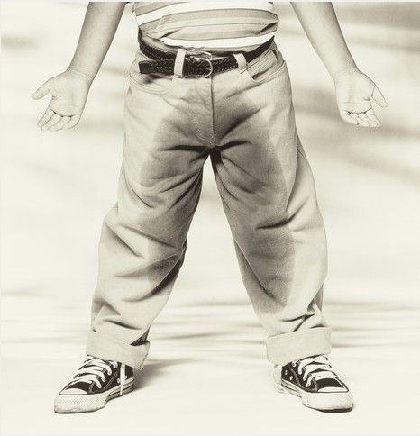 小孩要上厕所都不喊人怎么办,孩子想上厕所老师不让去怎么沟通