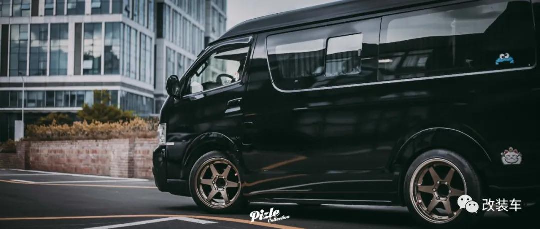 金杯海狮能推着么,金杯海狮可以坐几个人