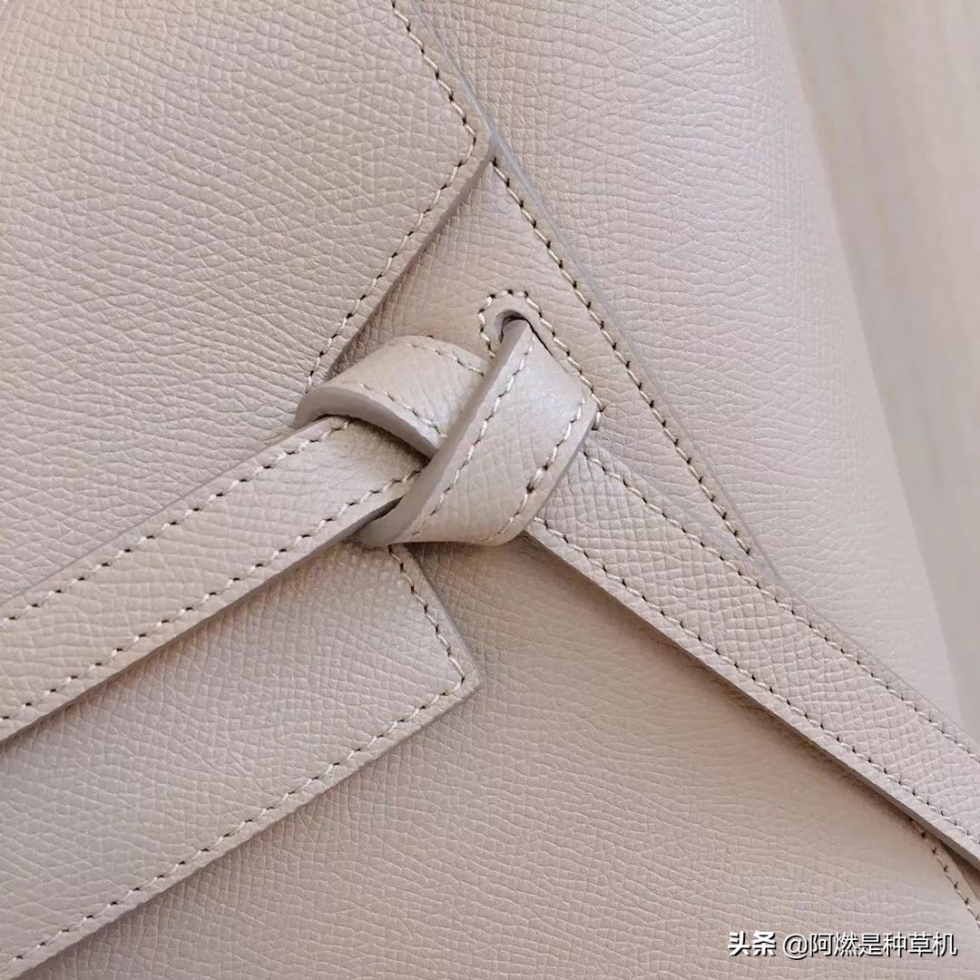 celinenano鲶鱼包,celine鲶鱼包pico奶茶