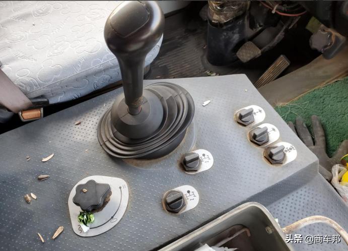 国内最新款北奔重卡,90年代的北奔重卡