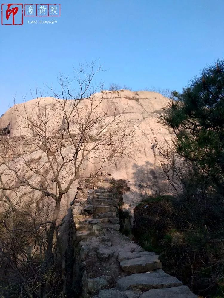 三月，畅攀武汉蔡店鹰嘴石