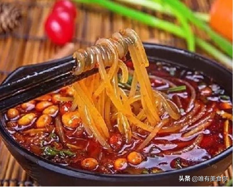 广受好评的酸辣粉加盟,正宗酸辣粉做法加盟