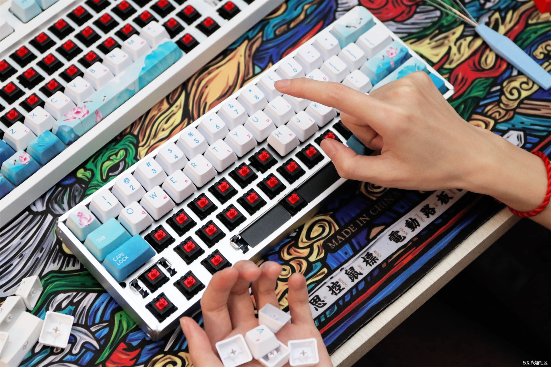 键盘推荐100-200机械键盘,颜值最高的键盘机