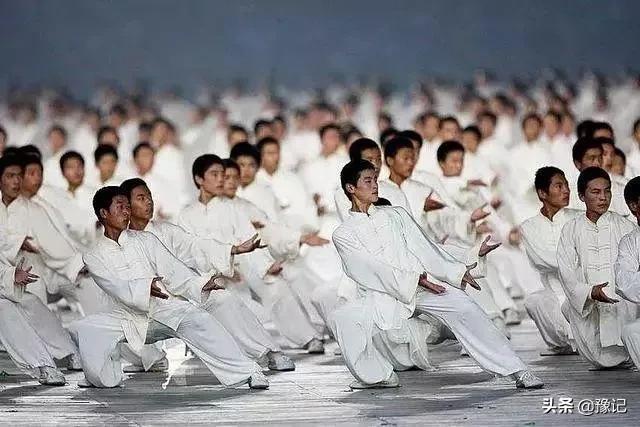 太极拳究竟好在哪,太极拳干净有力