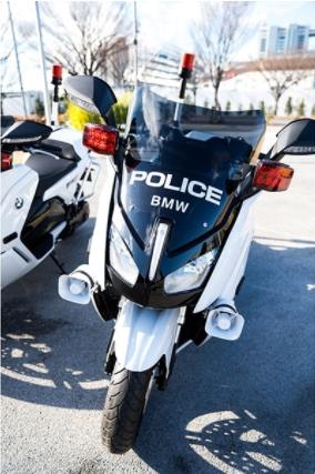 日本警用摩托视频,日本便衣警用摩托