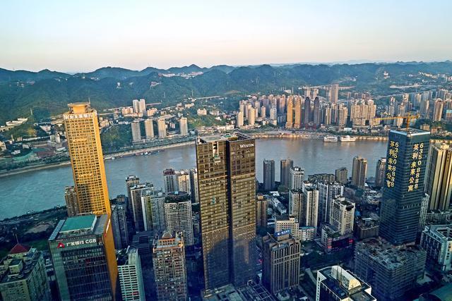 重庆曼哈顿风景,从白天到晚上夜景视频