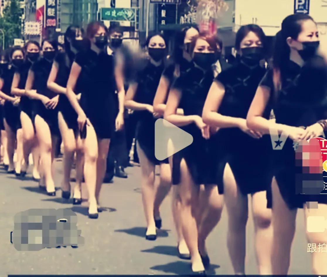 厕所没门怎么缓解尴尬,如何解决厕所没有窗的问题