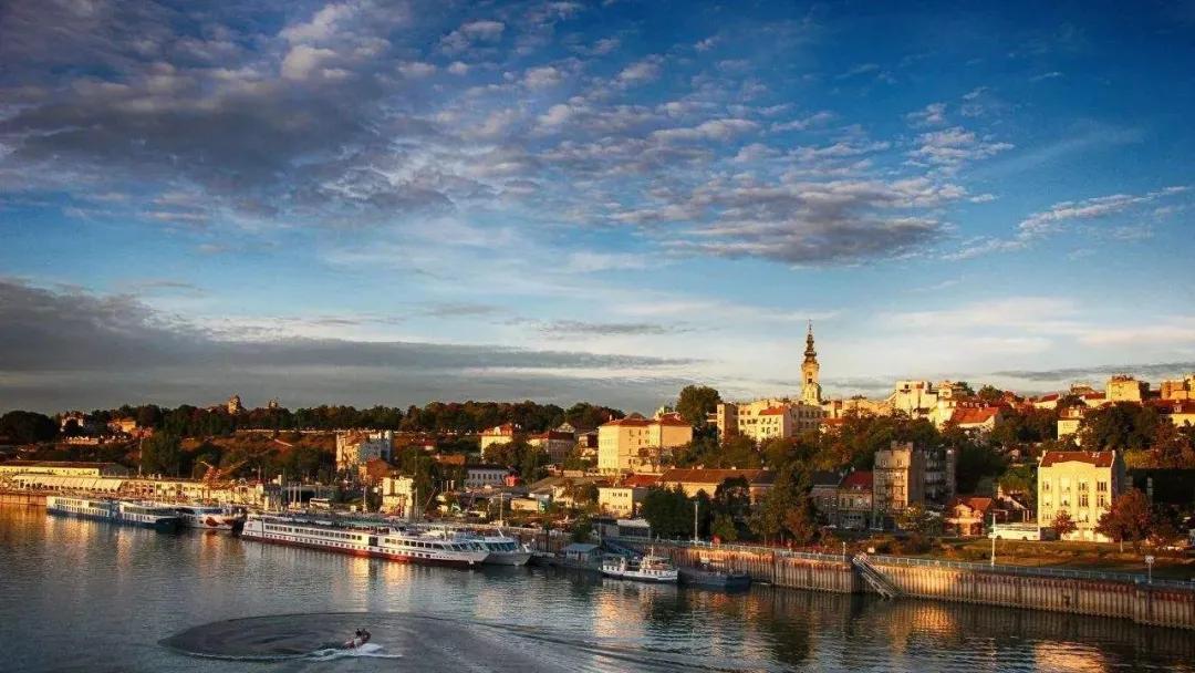 塞尔维亚心酸史,塞尔维亚无名字的故事