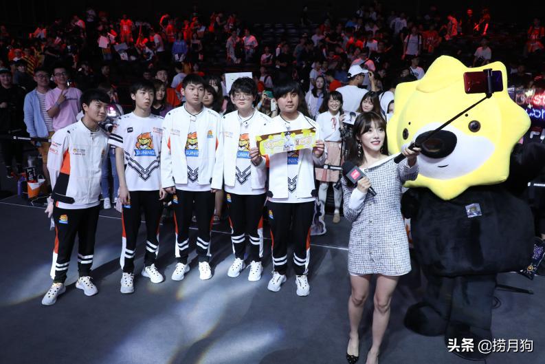 捞月狗入驻青训,你就是下一个英雄