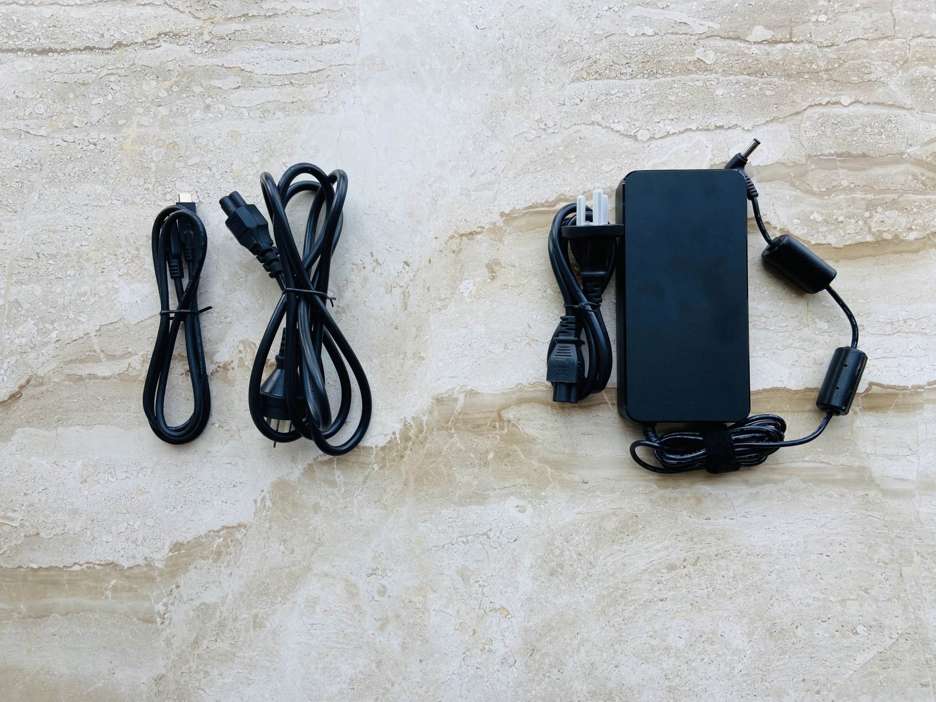 4k智能投影仪,智能4k声控投影仪