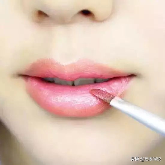 正确的淡妆化妆步骤怎样化淡妆,化简单淡妆化妆的正确步骤