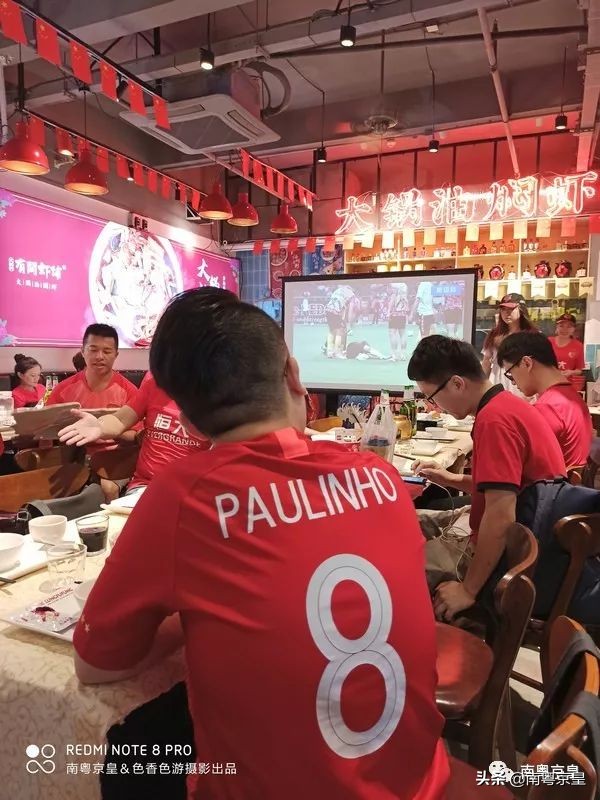 羊城飘逸着最傲娇的色彩——中国红，要的就是这个味儿