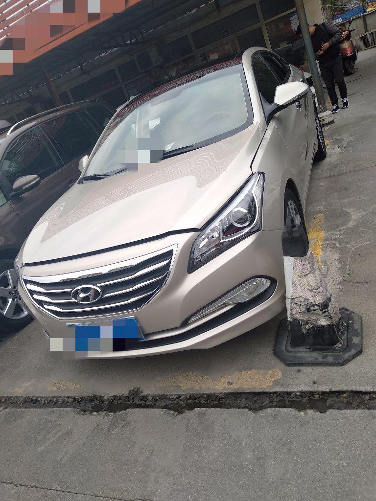 现代新胜达2023款7座价格,现代新胜达四驱顶配版二手车价格