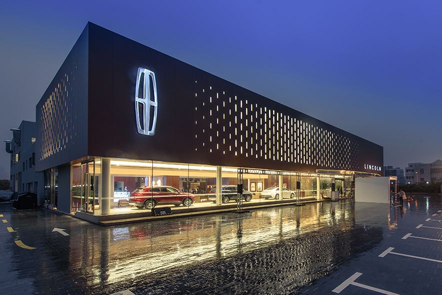 买车去4s店还是二手车好,买车去4s店好还是汽贸公司好