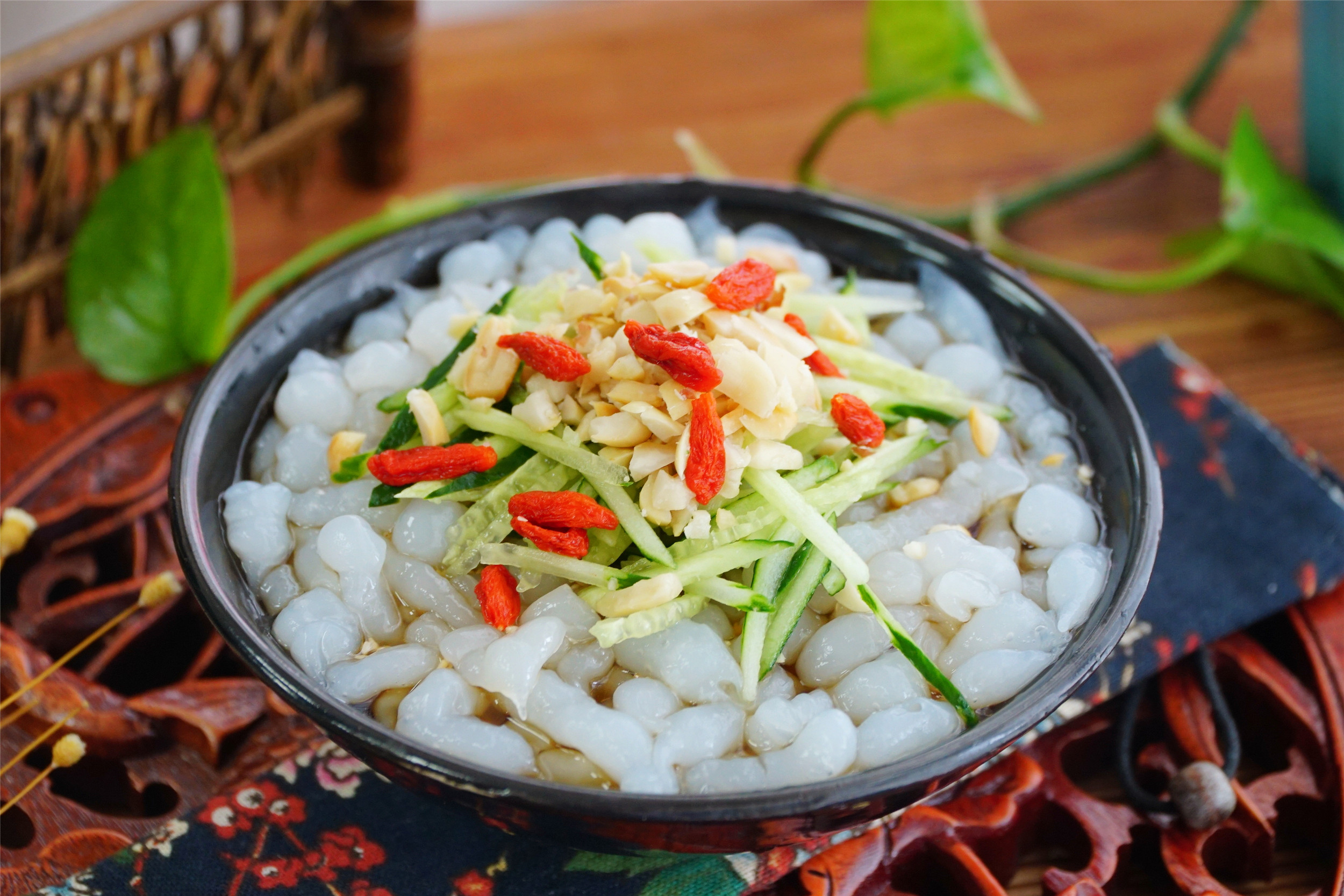 豌豆淀粉做漏鱼的方法,用淀粉怎么做漏鱼