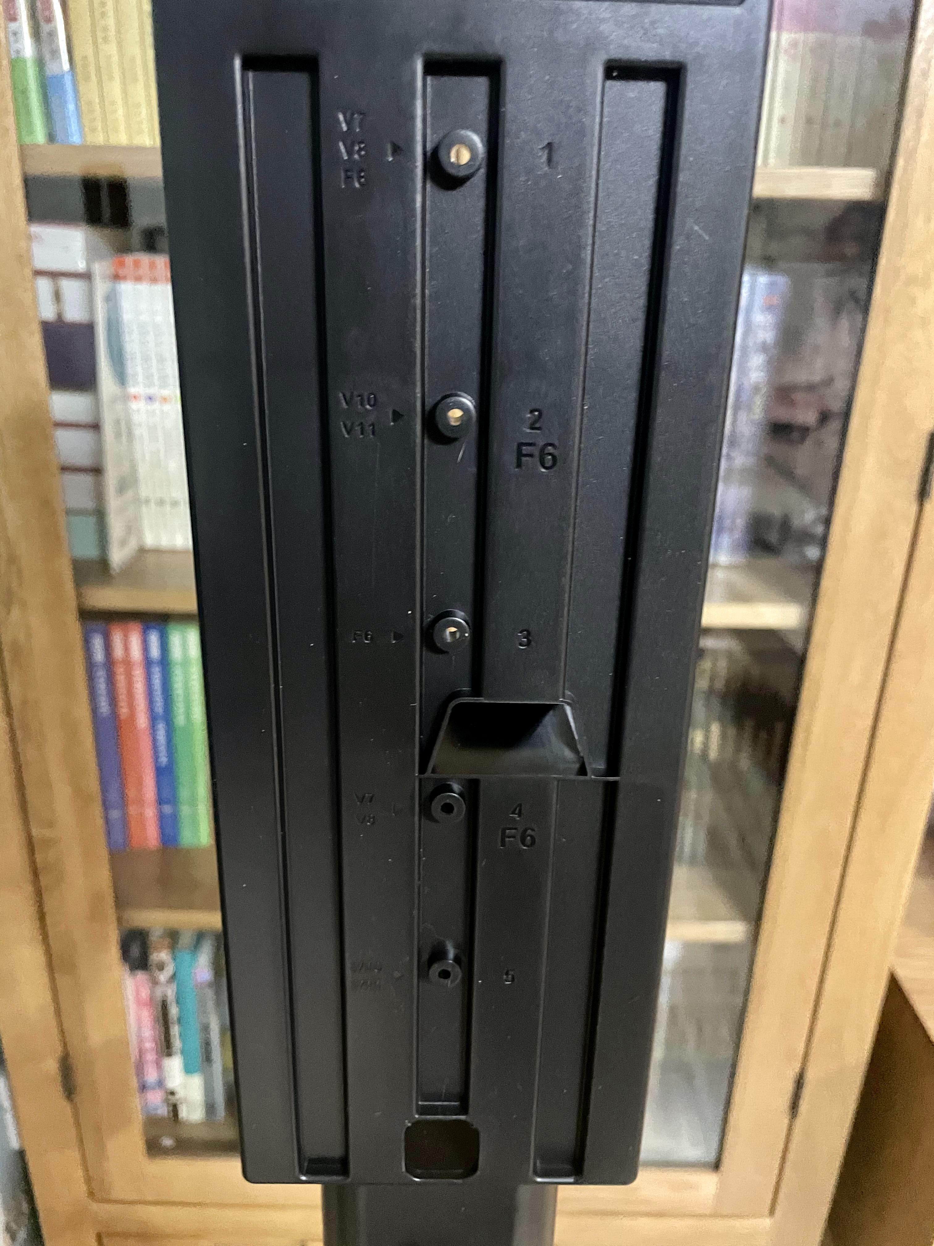 戴森v8能装拖把头吗,用了四年的戴森v8