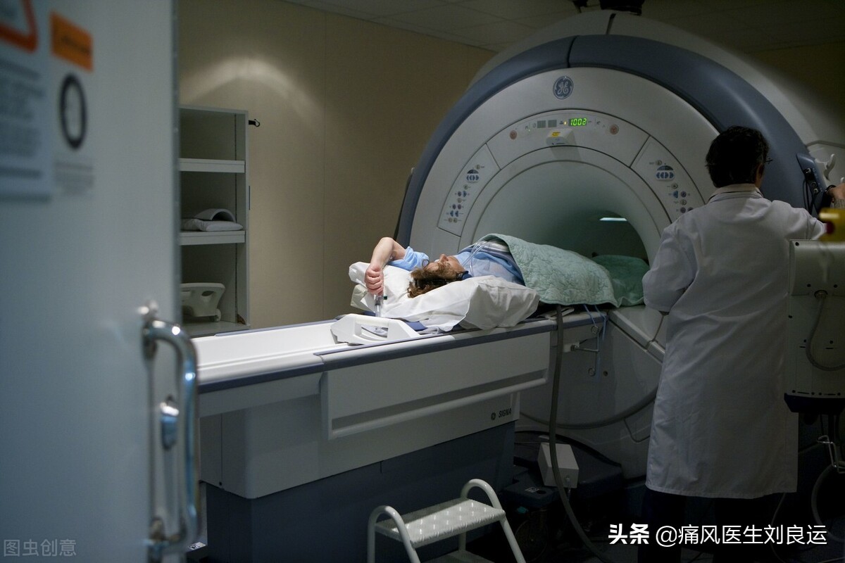 痛风患者查尿酸前能不能吃药,患了痛风到医院要做哪些检查