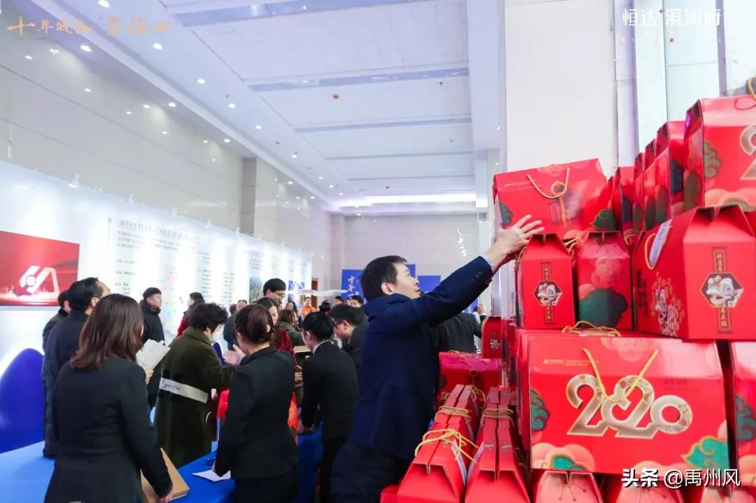 禹州恒达！禹王大道东段，千人涌入，热闹非凡