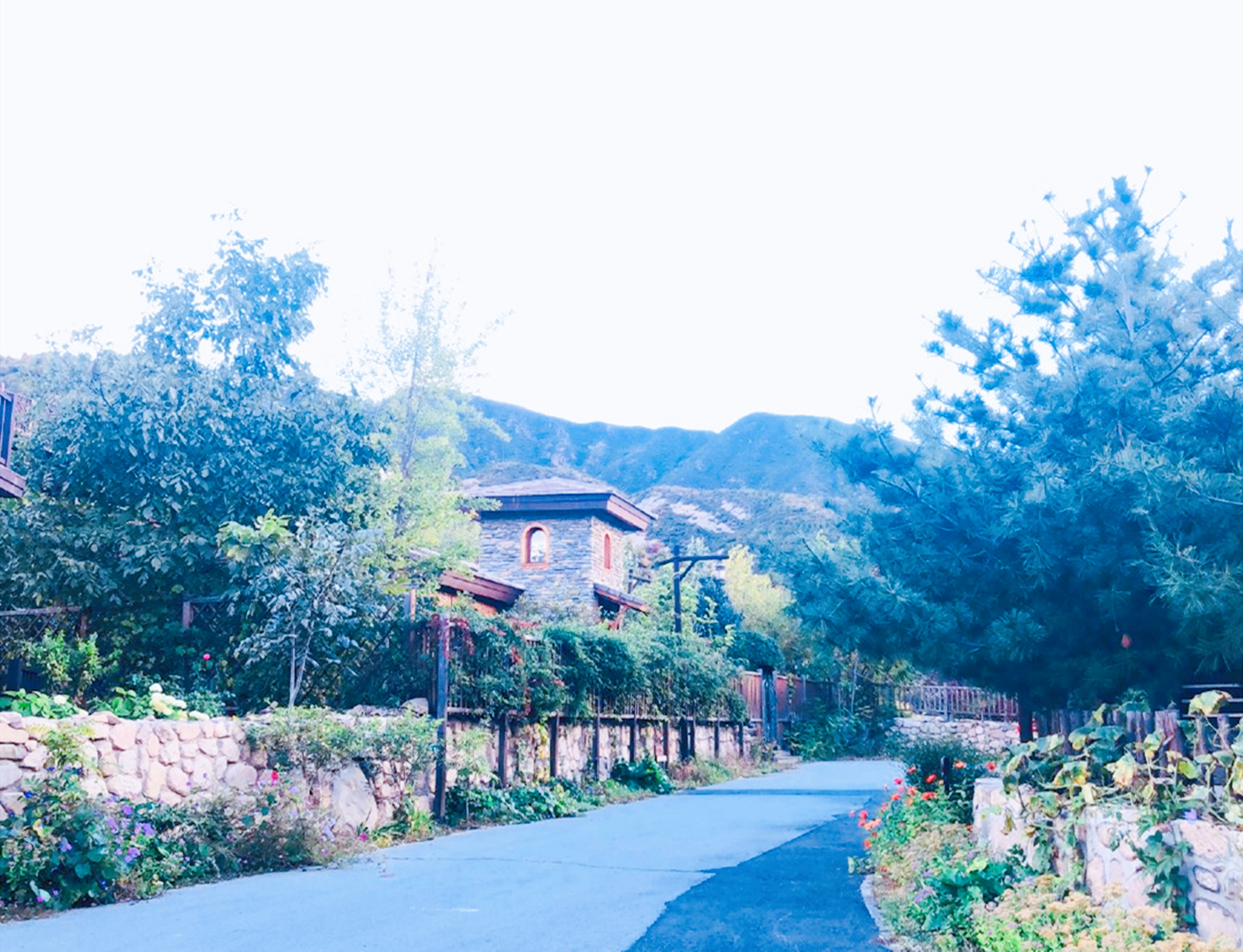 北京附近的欧洲风格小镇,欧美小镇房子