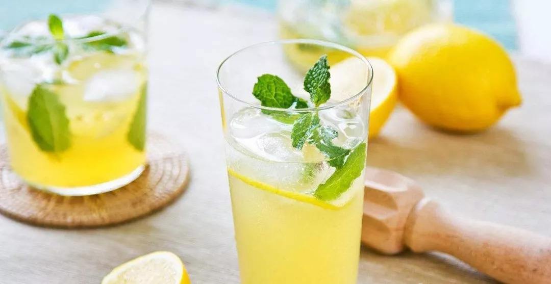 要避免美白产品中哪些成分,这些美白成分要谨慎使用