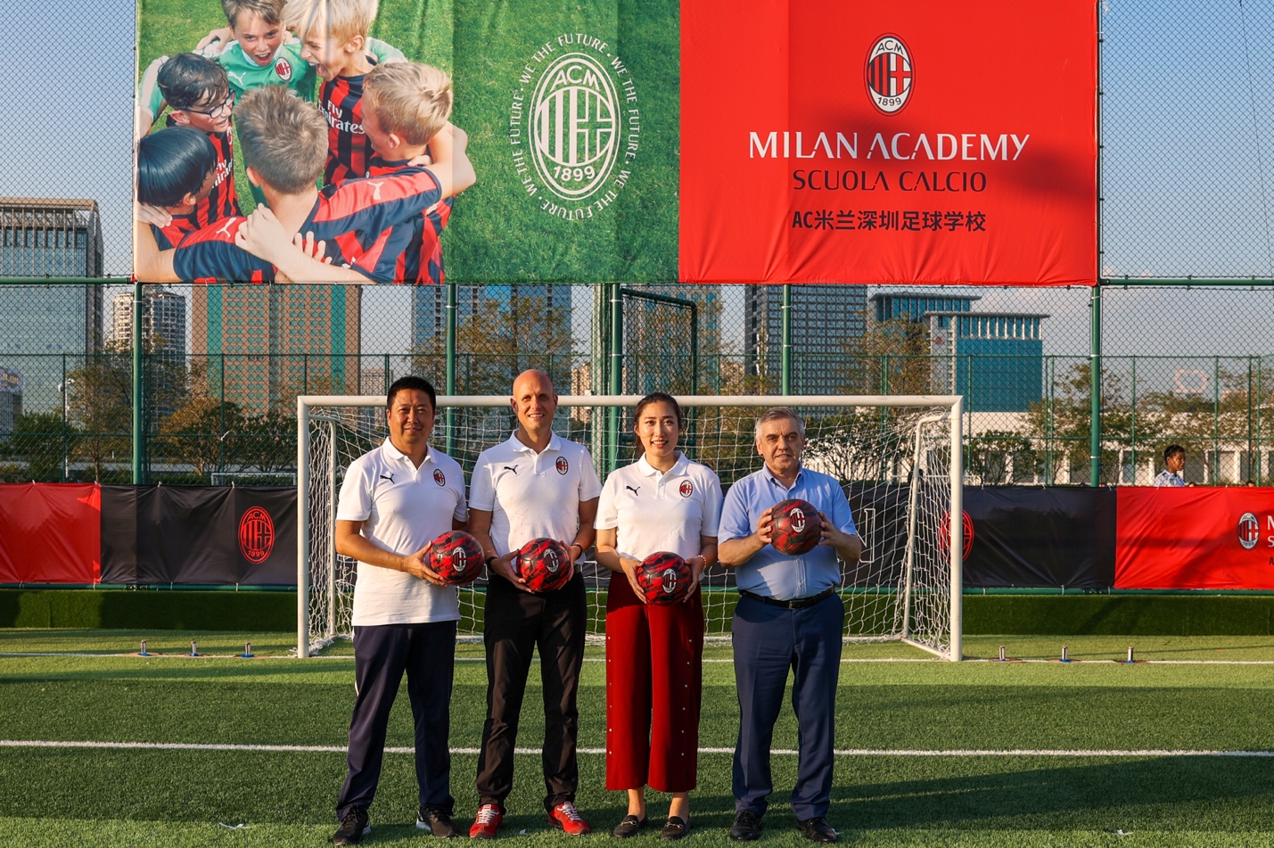 ac米兰足球青训学院,ac米兰青训训练营