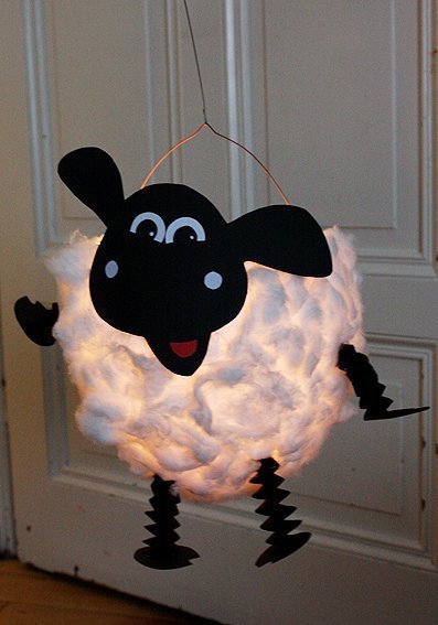 元宵节冰墩墩拿着小灯笼手工制作,能点灯的元宵节手工兔子小花灯