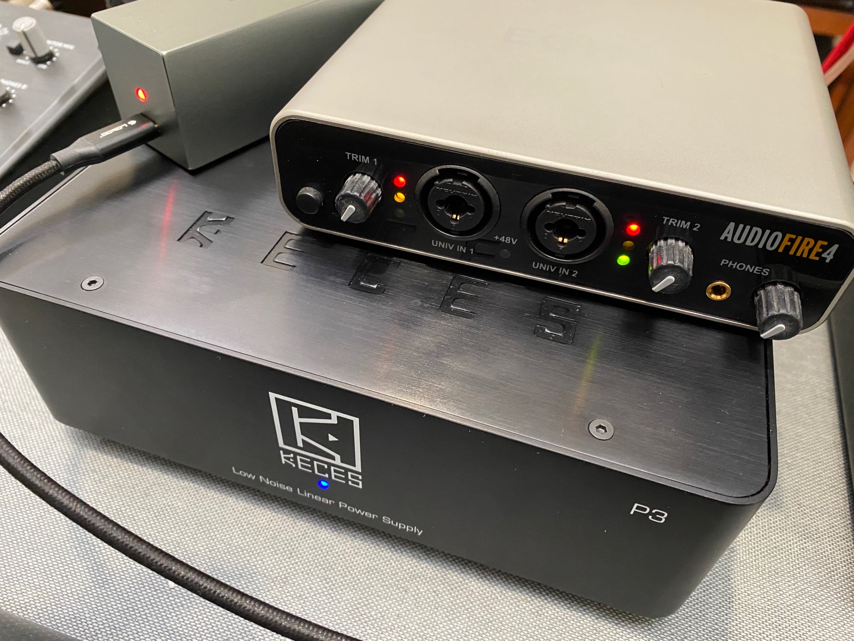 汕头的女人，和汕头代理商卖的P3线性电源的100种搭配尝试