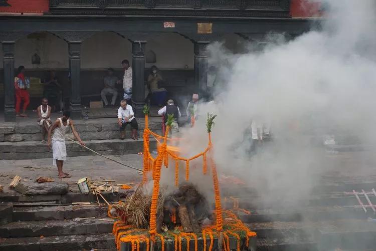 最新尼泊尔免签证费政策 (中国去尼泊尔免签证费)