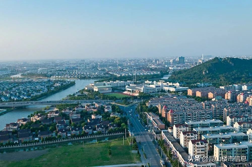 5点起床一早到上海,五点钟出门回家