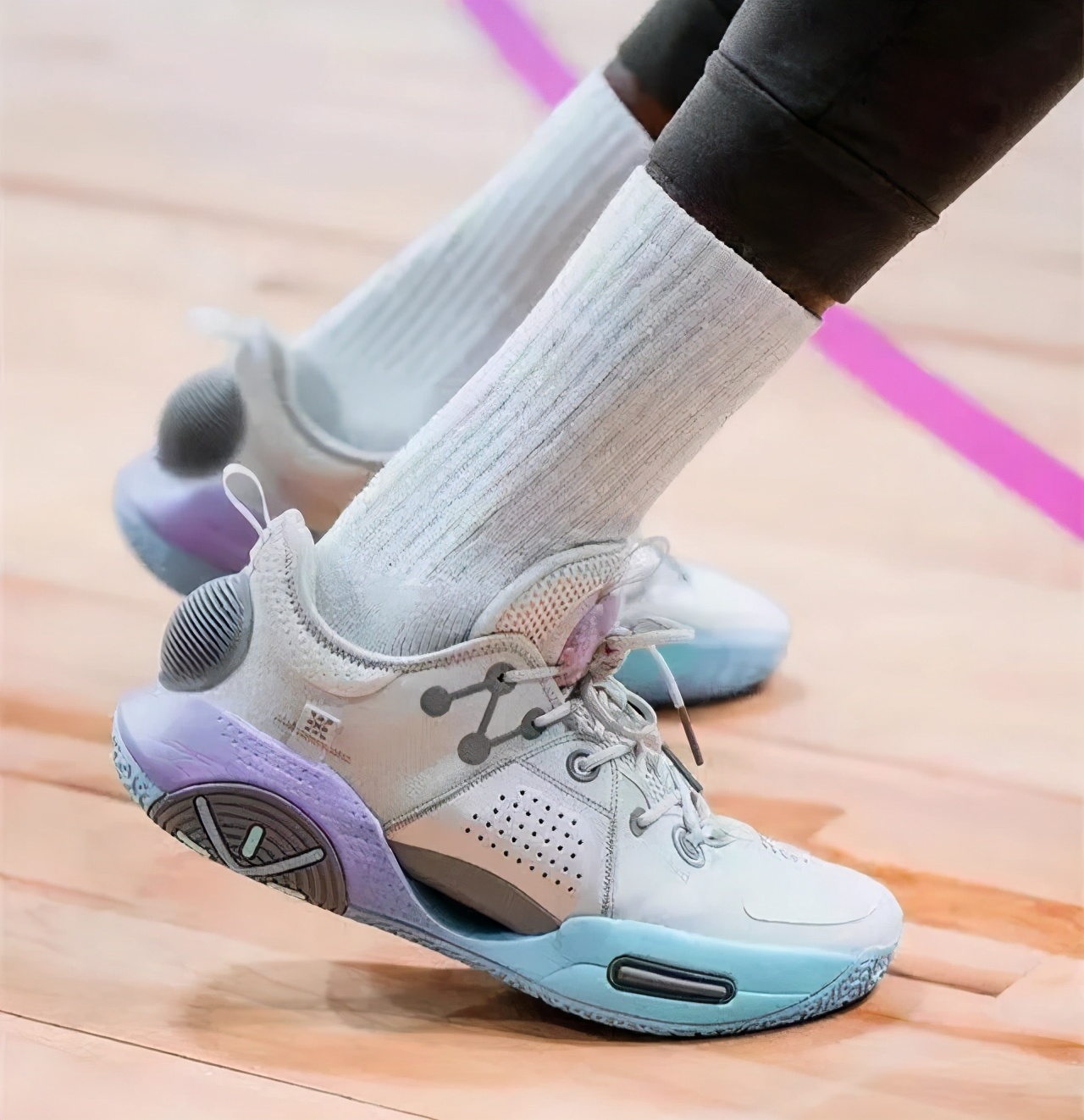 李宁韦德之道全城5专业测评,李宁韦德之道全城8测评