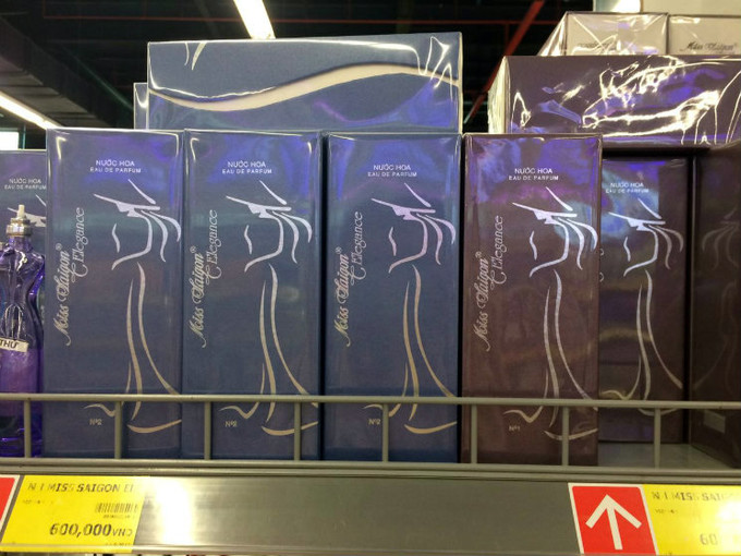 去越南买什么烟 (去越南旅游能买什么东西)