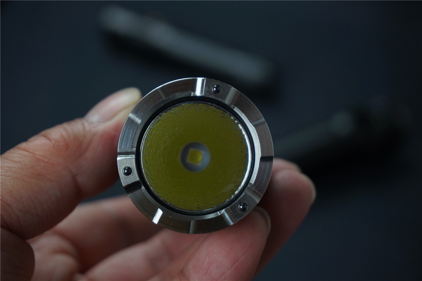 和纳丽德p80差不多的手电,手电王纳丽德p80夜间评测