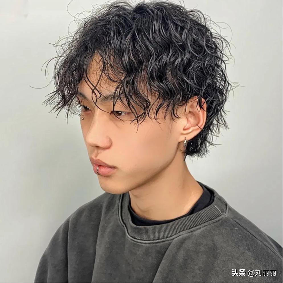 这才是我想要的男发,干净有型不过时,帅气个性真时尚