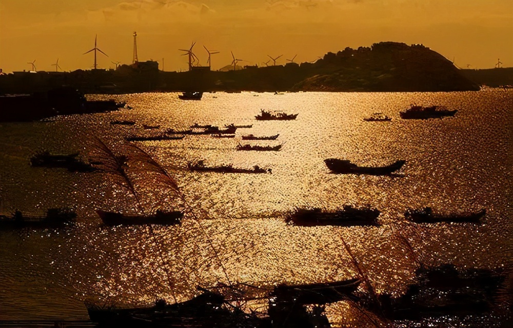 深山金矿,深山里的金矿石