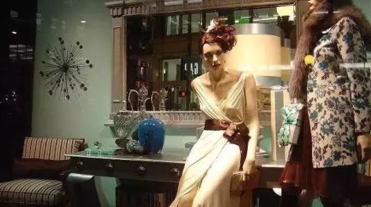 服装店生意不好做什么活动,服装店生意不好应该上新款吗