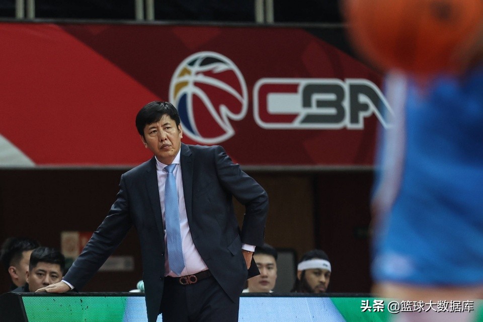 曝辽宁男篮主帅下课,曝辽宁名帅再次下课