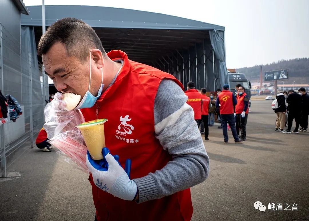写给康安医院里那些拒绝吃盒饭的同胞