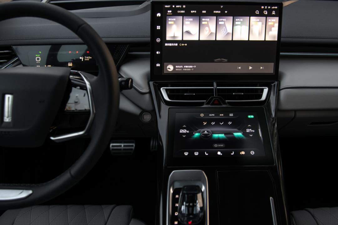 喝摩卡好还是开摩卡好,喝摩卡奶油咖啡