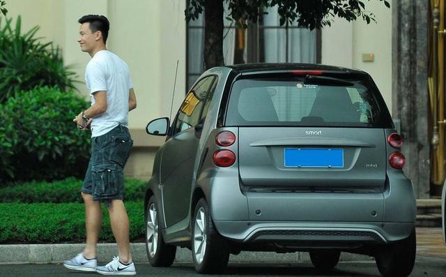 閮滄灄閲嶈繑鎭掑ぇ,閮滄灄鍦ㄦ亽澶х殑琛ㄧ幇