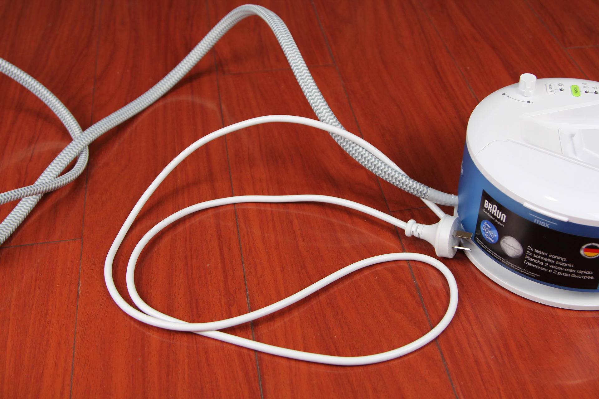 干湿两用蒸汽熨斗使用方法,家用熨烫蒸汽熨斗