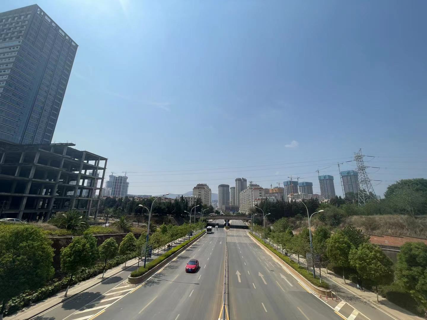 刚进昆明就敢接下30万方烂尾商业，蓝城集团醉翁之意究竟在哪？