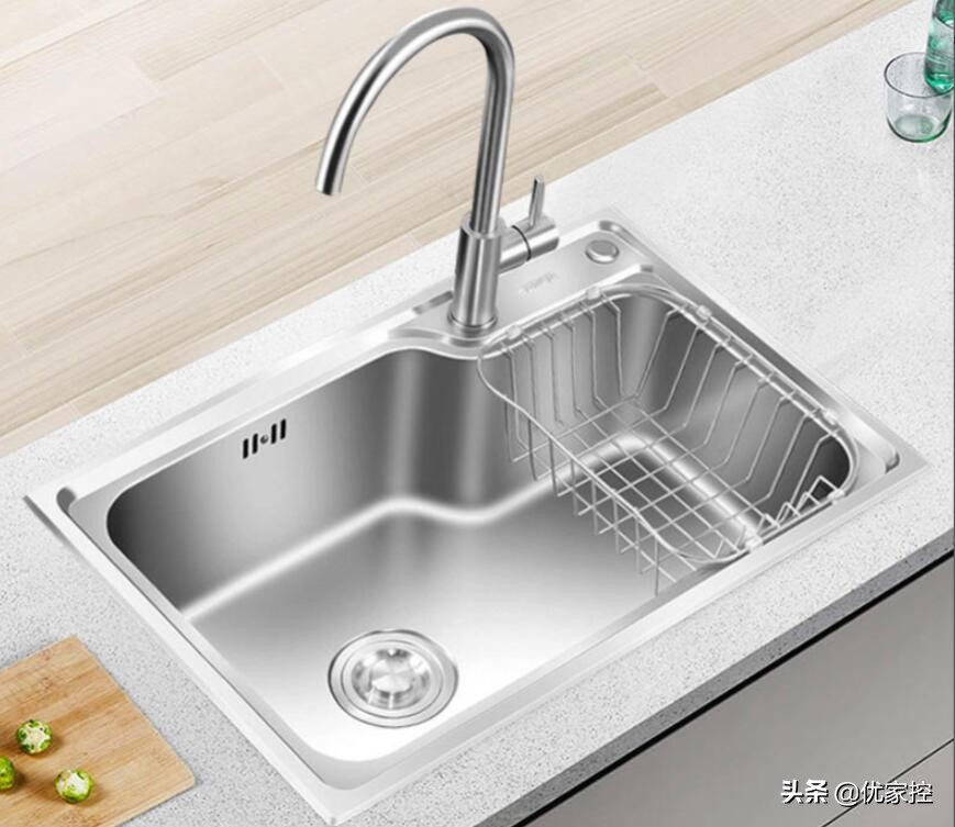 不锈钢水槽买什么样的好,怎么辨别不锈钢水槽质量